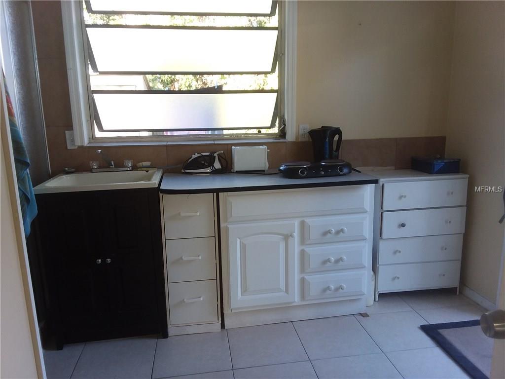 5926 ALBERT PLACE, SARASOTA, Florida 34231, 3 Bedrooms Bedrooms, 5 Rooms Rooms,1 BathroomBathrooms,Residential,For sale,ALBERT,N5916418