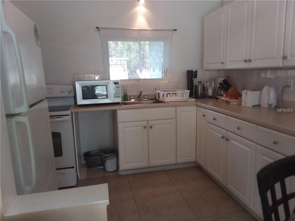 5926 ALBERT PLACE, SARASOTA, Florida 34231, 3 Bedrooms Bedrooms, 5 Rooms Rooms,1 BathroomBathrooms,Residential,For sale,ALBERT,N5916418