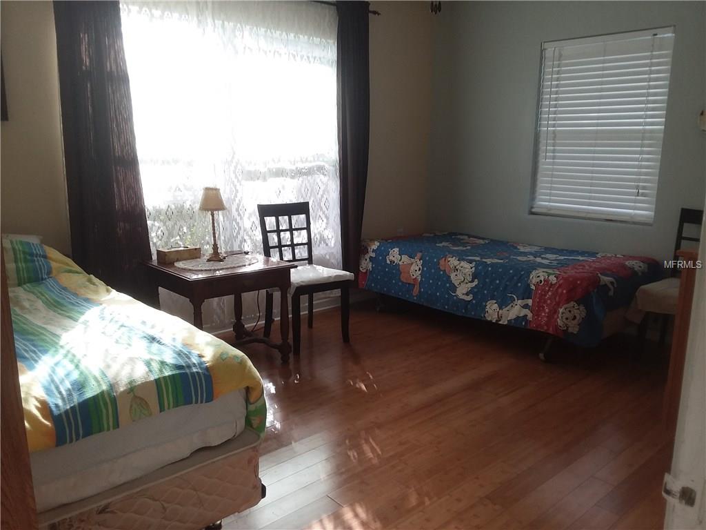 5926 ALBERT PLACE, SARASOTA, Florida 34231, 3 Bedrooms Bedrooms, 5 Rooms Rooms,1 BathroomBathrooms,Residential,For sale,ALBERT,N5916418