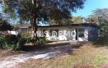 5926 ALBERT PLACE, SARASOTA, Florida 34231, 3 Bedrooms Bedrooms, 5 Rooms Rooms,1 BathroomBathrooms,Residential,For sale,ALBERT,N5916418