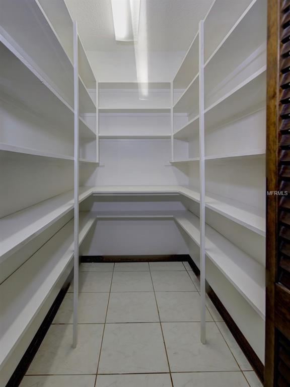 50 WOODGLEN COURT, OLDSMAR, Florida 34677, 4 Bedrooms Bedrooms, 8 Rooms Rooms,4 BathroomsBathrooms,Residential,For sale,WOODGLEN,U7802982