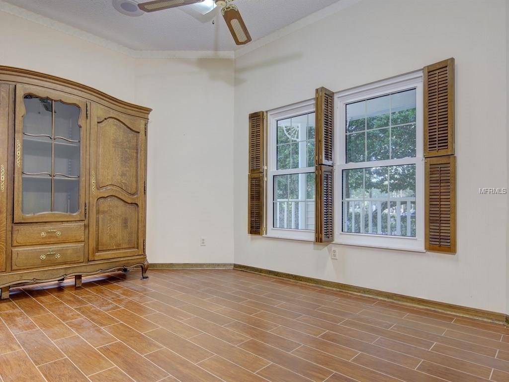 50 WOODGLEN COURT, OLDSMAR, Florida 34677, 4 Bedrooms Bedrooms, 8 Rooms Rooms,4 BathroomsBathrooms,Residential,For sale,WOODGLEN,U7802982