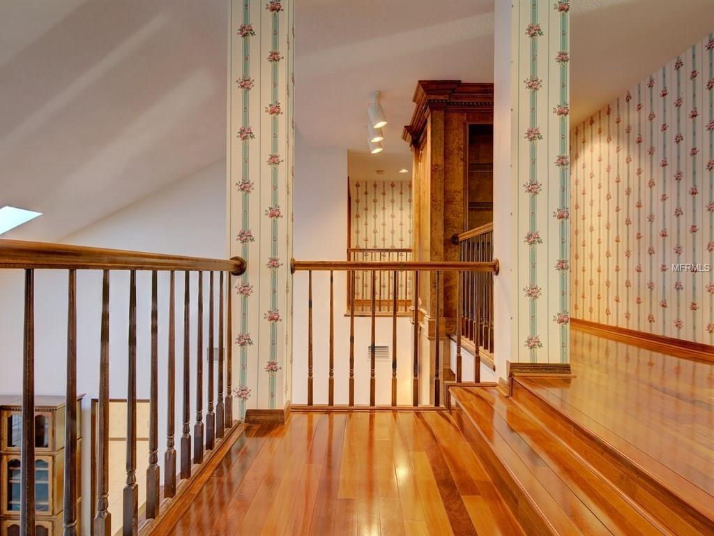 50 WOODGLEN COURT, OLDSMAR, Florida 34677, 4 Bedrooms Bedrooms, 8 Rooms Rooms,4 BathroomsBathrooms,Residential,For sale,WOODGLEN,U7802982