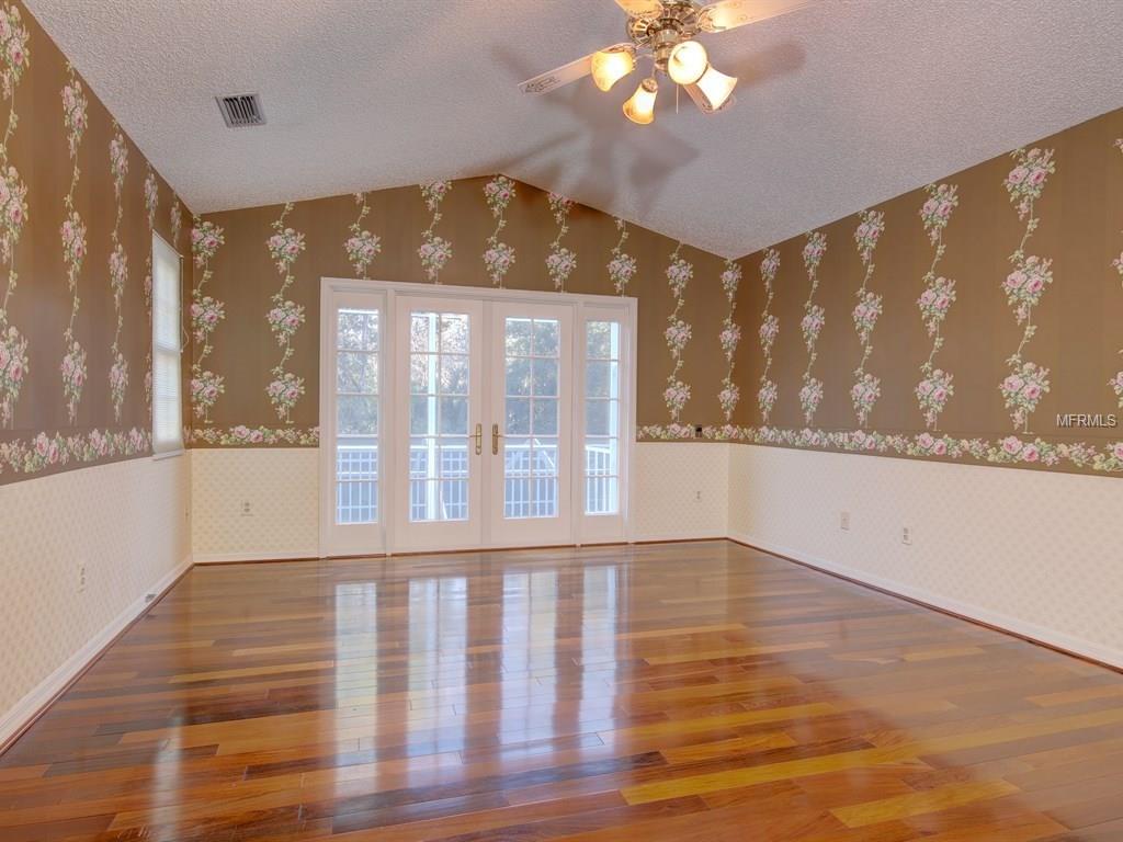 50 WOODGLEN COURT, OLDSMAR, Florida 34677, 4 Bedrooms Bedrooms, 8 Rooms Rooms,4 BathroomsBathrooms,Residential,For sale,WOODGLEN,U7802982