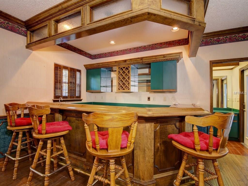 50 WOODGLEN COURT, OLDSMAR, Florida 34677, 4 Bedrooms Bedrooms, 8 Rooms Rooms,4 BathroomsBathrooms,Residential,For sale,WOODGLEN,U7802982