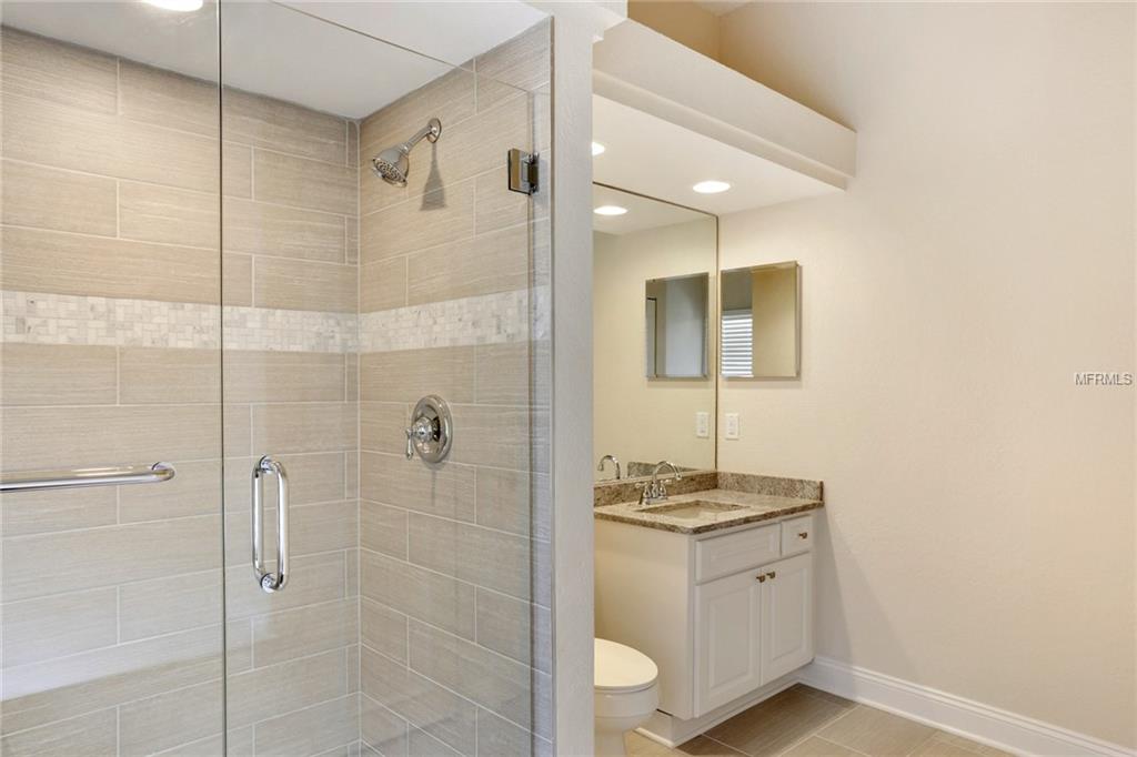 1690 SPARKLING COURT, DUNEDIN, Florida 34698, 4 Bedrooms Bedrooms, 3 Rooms Rooms,5 BathroomsBathrooms,Residential,For sale,SPARKLING,T2900033