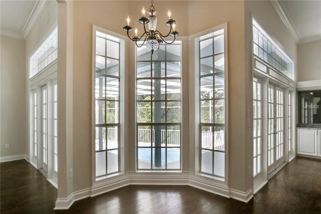 1690 SPARKLING COURT, DUNEDIN, Florida 34698, 4 Bedrooms Bedrooms, 3 Rooms Rooms,5 BathroomsBathrooms,Residential,For sale,SPARKLING,T2900033