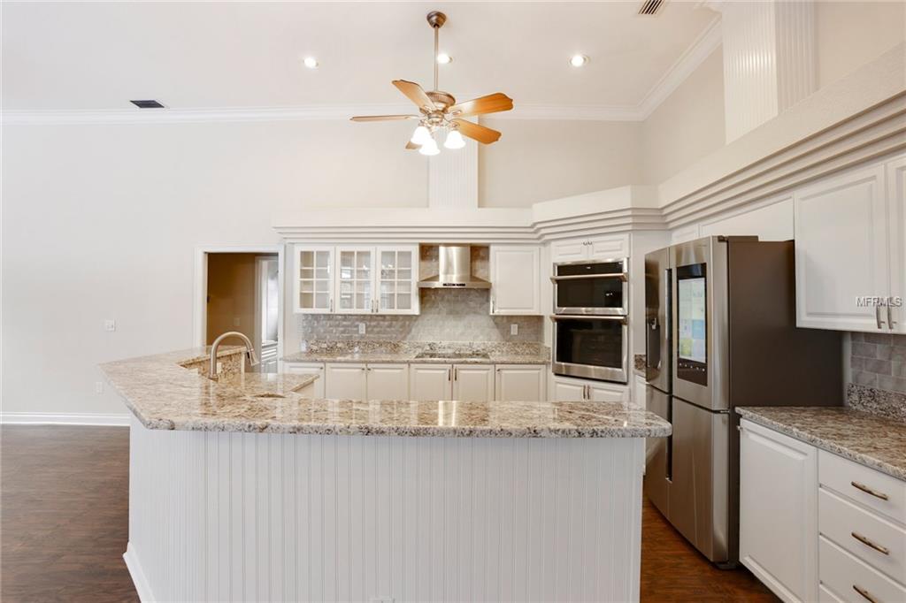 1690 SPARKLING COURT, DUNEDIN, Florida 34698, 4 Bedrooms Bedrooms, 3 Rooms Rooms,5 BathroomsBathrooms,Residential,For sale,SPARKLING,T2900033