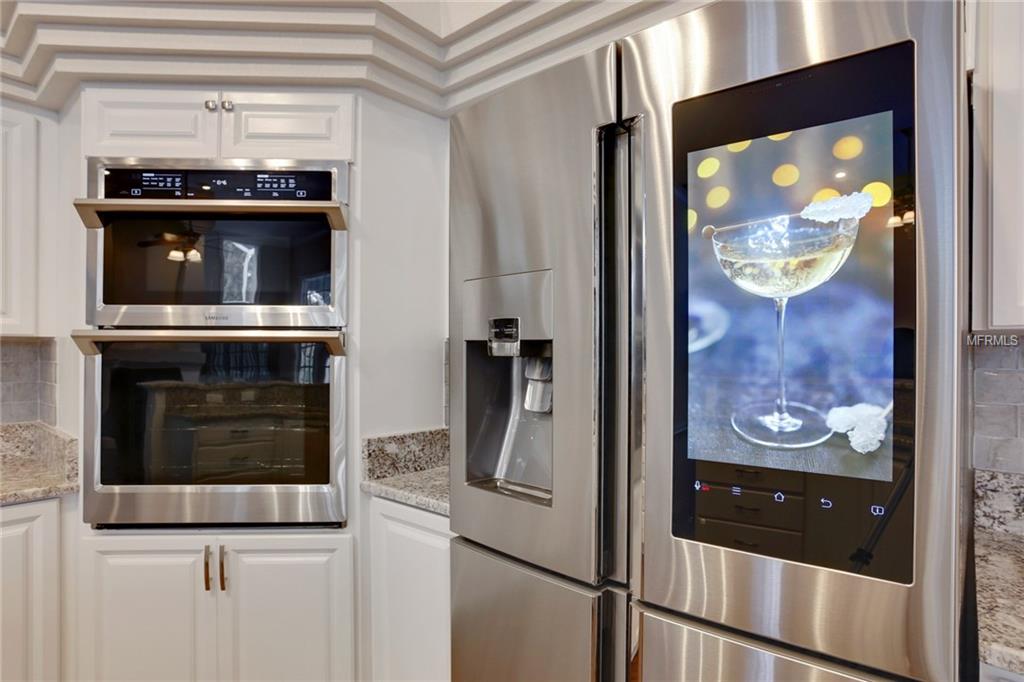 1690 SPARKLING COURT, DUNEDIN, Florida 34698, 4 Bedrooms Bedrooms, 3 Rooms Rooms,5 BathroomsBathrooms,Residential,For sale,SPARKLING,T2900033