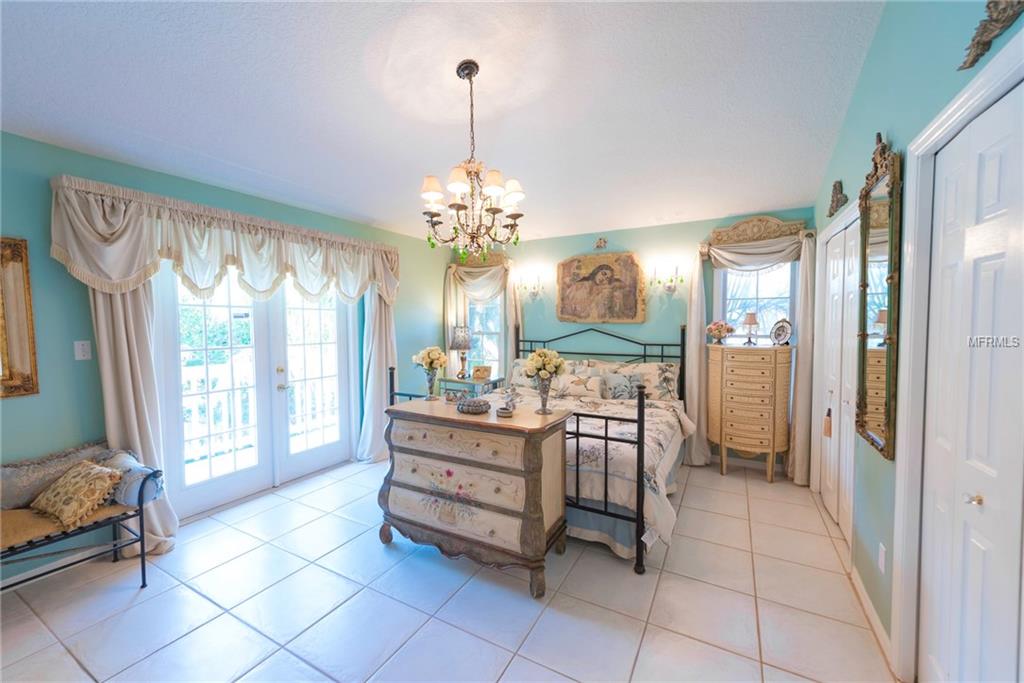 17714 1ST STREET E, REDINGTON SHORES, Florida 33708, 3 Bedrooms Bedrooms, 5 Rooms Rooms,2 BathroomsBathrooms,Residential,For sale,1ST,U7839410