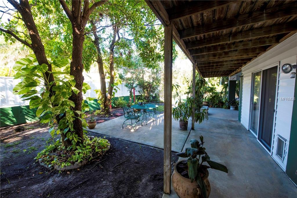 17714 1ST STREET E, REDINGTON SHORES, Florida 33708, 3 Bedrooms Bedrooms, 5 Rooms Rooms,2 BathroomsBathrooms,Residential,For sale,1ST,U7839410