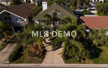 17714 1ST STREET E, REDINGTON SHORES, Florida 33708, 3 Bedrooms Bedrooms, 5 Rooms Rooms,2 BathroomsBathrooms,Residential,For sale,1ST,U7839410