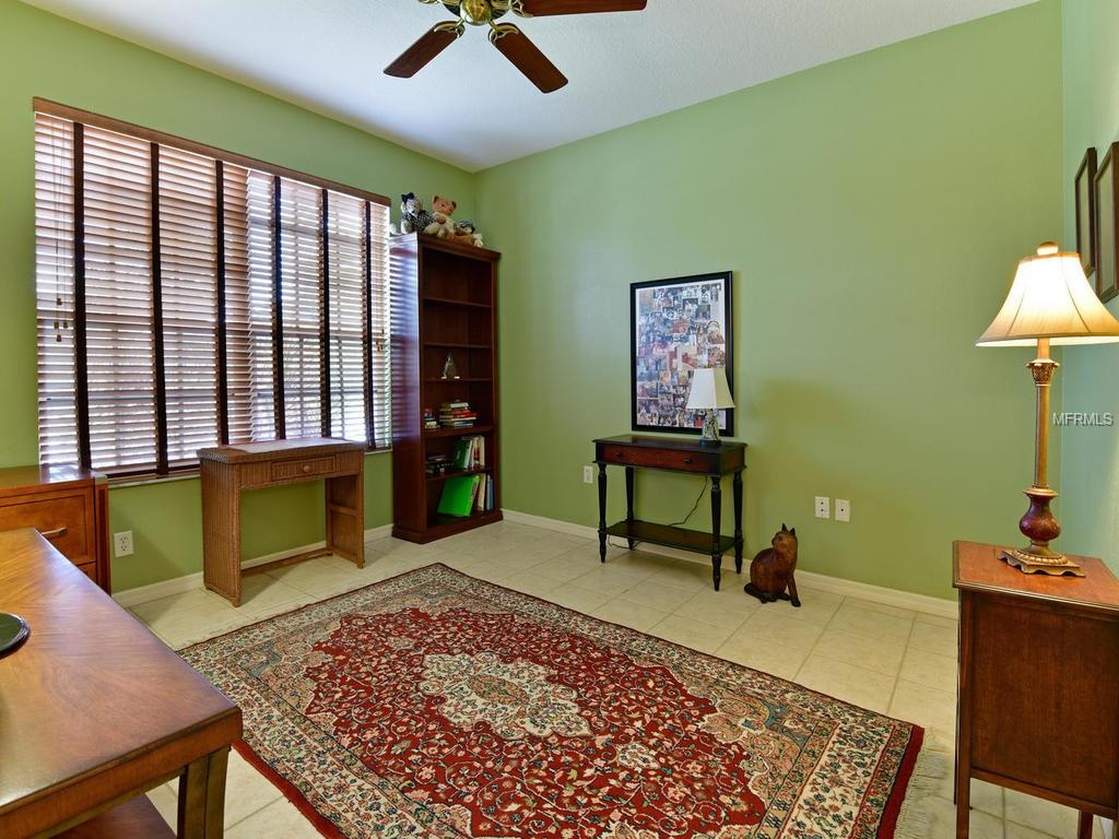 8675 46TH AVENUE CIRCLE W, BRADENTON, Florida 34210, 4 Bedrooms Bedrooms, 8 Rooms Rooms,2 BathroomsBathrooms,Residential,For sale,46TH AVENUE CIRCLE W,A4204646