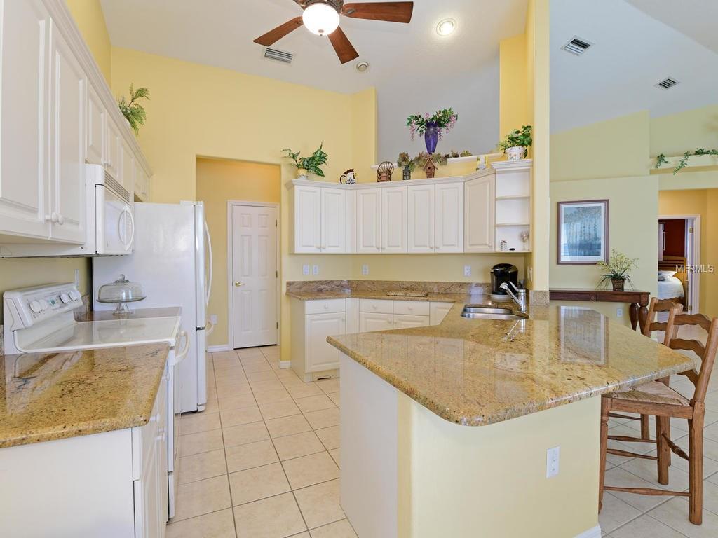 8675 46TH AVENUE CIRCLE W, BRADENTON, Florida 34210, 4 Bedrooms Bedrooms, 8 Rooms Rooms,2 BathroomsBathrooms,Residential,For sale,46TH AVENUE CIRCLE W,A4204646