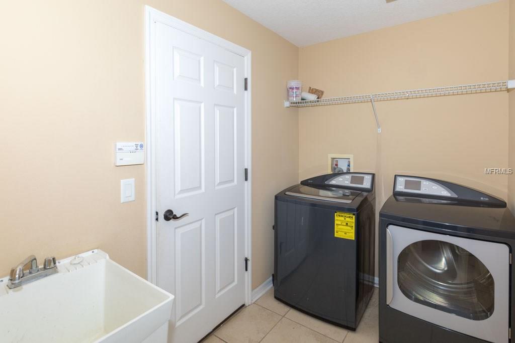 3217 SPICER AVENUE, GRAND ISLAND, Florida 32735, 5 Bedrooms Bedrooms, 9 Rooms Rooms,2 BathroomsBathrooms,Residential,For sale,SPICER,G4851371