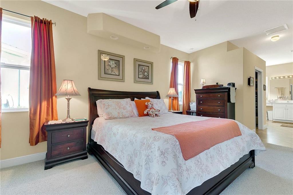 27213 JADE ISLE COURT, LEESBURG, Florida 34748, 3 Bedrooms Bedrooms, 10 Rooms Rooms,2 BathroomsBathrooms,Residential,For sale,JADE ISLE,G4851809