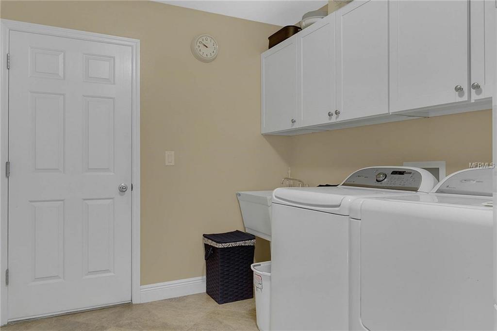 27213 JADE ISLE COURT, LEESBURG, Florida 34748, 3 Bedrooms Bedrooms, 10 Rooms Rooms,2 BathroomsBathrooms,Residential,For sale,JADE ISLE,G4851809