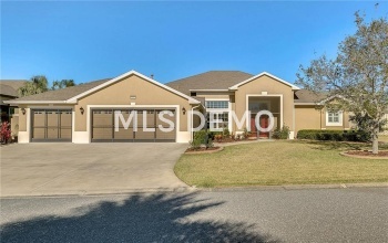 27213 JADE ISLE COURT, LEESBURG, Florida 34748, 3 Bedrooms Bedrooms, 10 Rooms Rooms,2 BathroomsBathrooms,Residential,For sale,JADE ISLE,G4851809