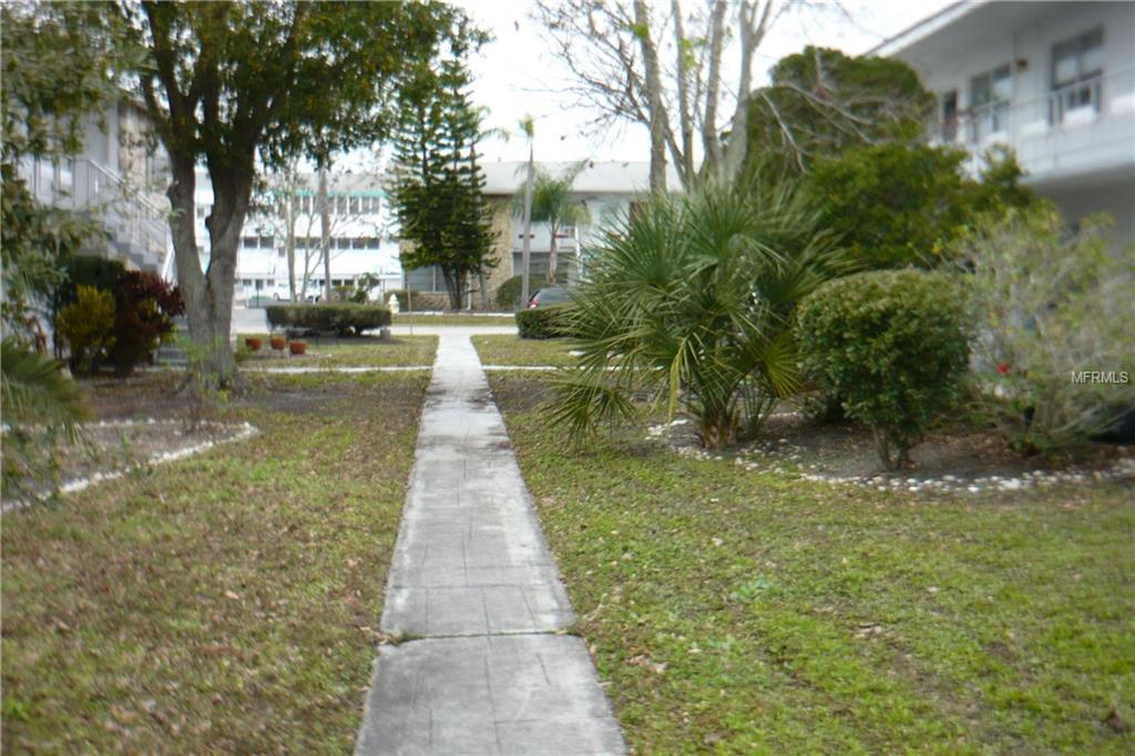 5915 18TH STREET N, ST PETERSBURG, Florida 33714, 1 Bedroom Bedrooms, 5 Rooms Rooms,1 BathroomBathrooms,Residential,For sale,18TH,U7846765