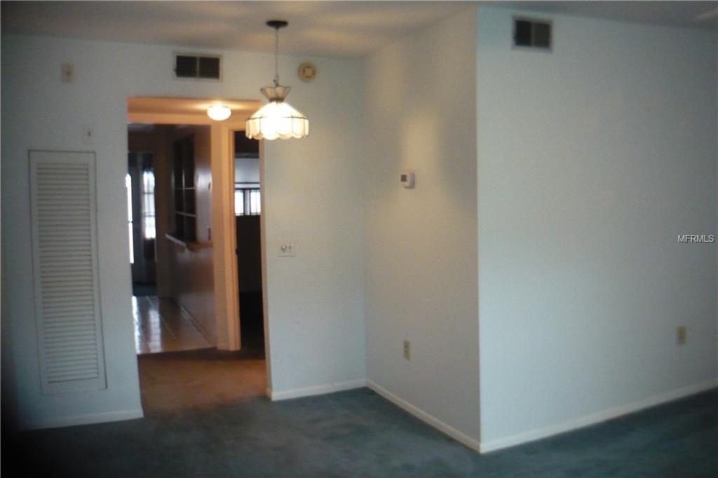 5915 18TH STREET N, ST PETERSBURG, Florida 33714, 1 Bedroom Bedrooms, 5 Rooms Rooms,1 BathroomBathrooms,Residential,For sale,18TH,U7846765