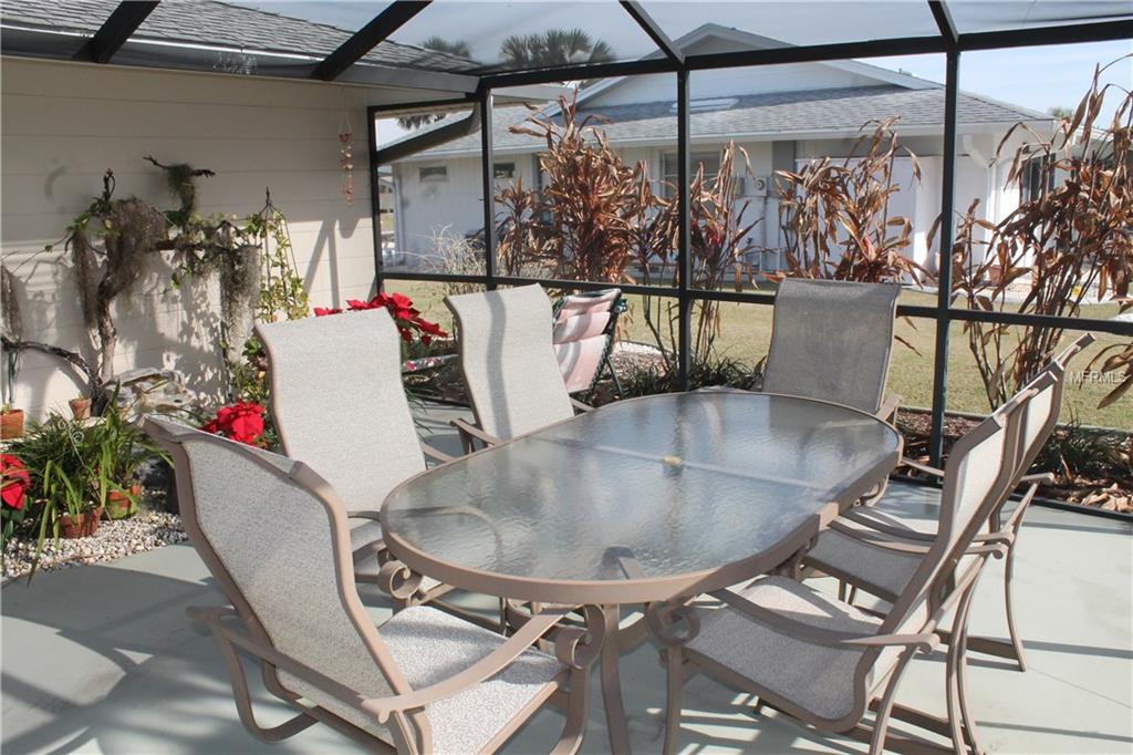 1620 VINCENNES DRIVE, SUN CITY CENTER, Florida 33573, 2 Bedrooms Bedrooms, 5 Rooms Rooms,2 BathroomsBathrooms,Residential,For sale,VINCENNES,T2928064