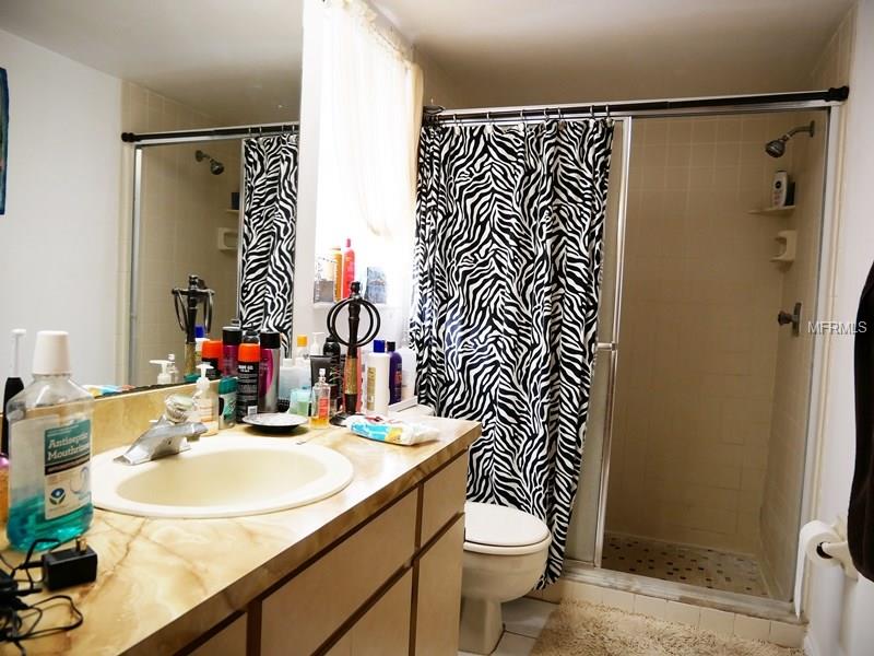 11196 112TH AVENUE, SEMINOLE, Florida 33778, 4 Bedrooms Bedrooms, 7 Rooms Rooms,3 BathroomsBathrooms,Residential,For sale,112TH,U7847403