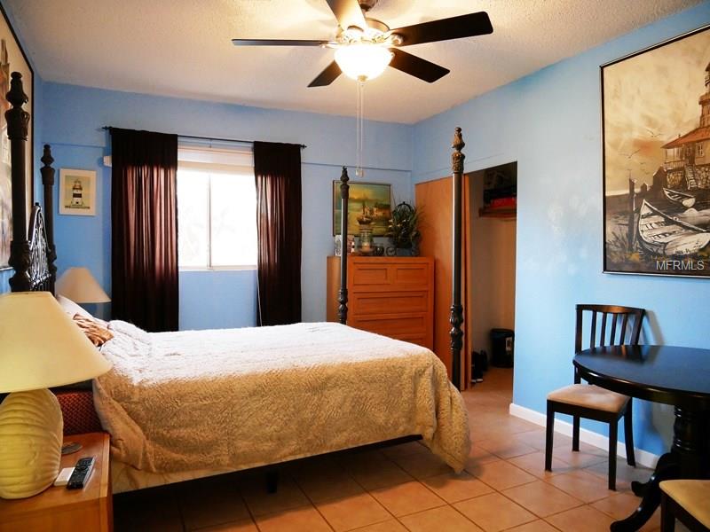 11196 112TH AVENUE, SEMINOLE, Florida 33778, 4 Bedrooms Bedrooms, 7 Rooms Rooms,3 BathroomsBathrooms,Residential,For sale,112TH,U7847403