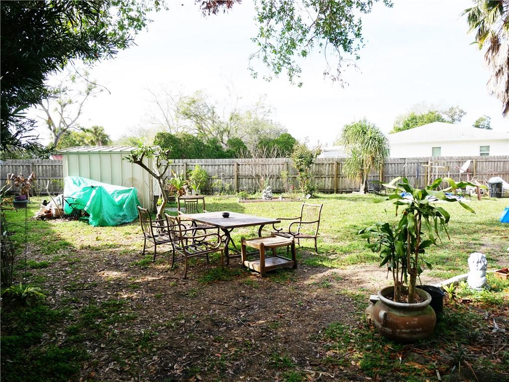 11196 112TH AVENUE, SEMINOLE, Florida 33778, 4 Bedrooms Bedrooms, 7 Rooms Rooms,3 BathroomsBathrooms,Residential,For sale,112TH,U7847403