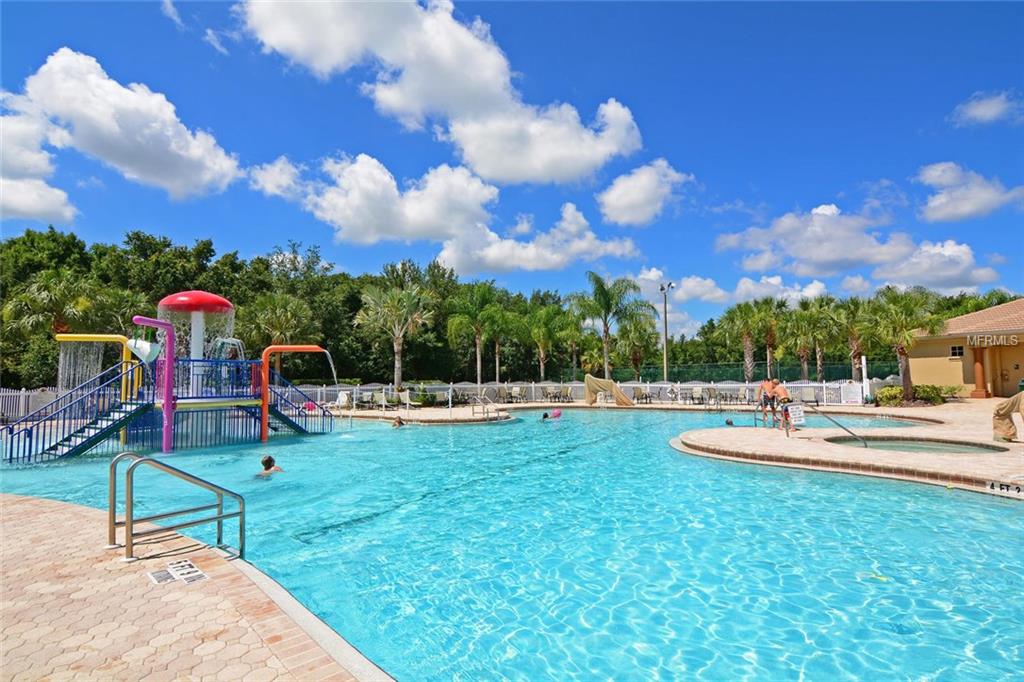 12817 BALSAM TERRACE, BRADENTON, Florida 34212, 4 Bedrooms Bedrooms, 6 Rooms Rooms,2 BathroomsBathrooms,Residential,For sale,BALSAM,A4200937