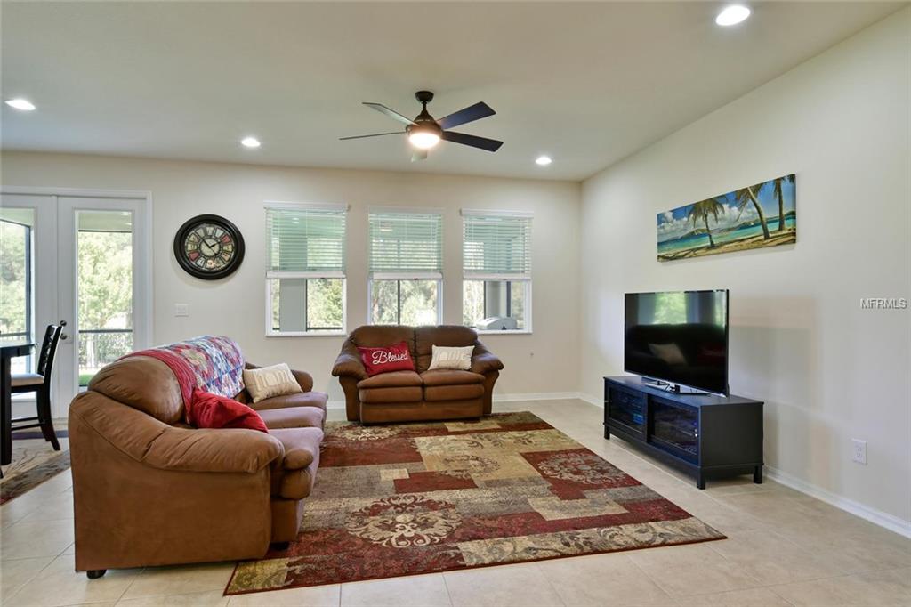 12817 BALSAM TERRACE, BRADENTON, Florida 34212, 4 Bedrooms Bedrooms, 6 Rooms Rooms,2 BathroomsBathrooms,Residential,For sale,BALSAM,A4200937