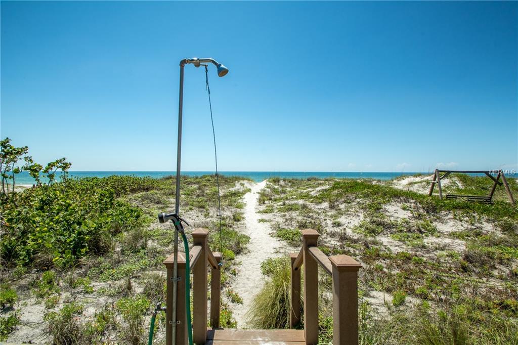 812 BEACH TRAIL INDIAN ROCKS BEACH, Florida 33785, 2 Bedrooms Bedrooms, 5 Rooms Rooms,2 BathroomsBathrooms,Residential,For sale,BEACH,U7840639