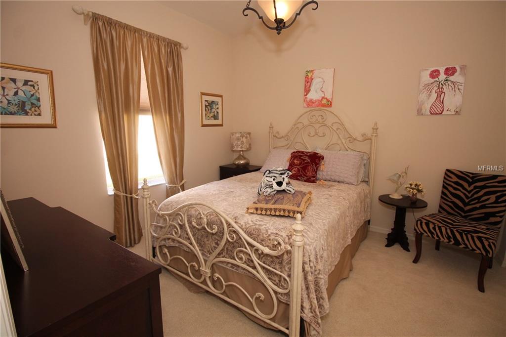 6607 38TH STREET E, SARASOTA, Florida 34243, 3 Bedrooms Bedrooms, 8 Rooms Rooms,2 BathroomsBathrooms,Residential,For sale,38TH,A4205540