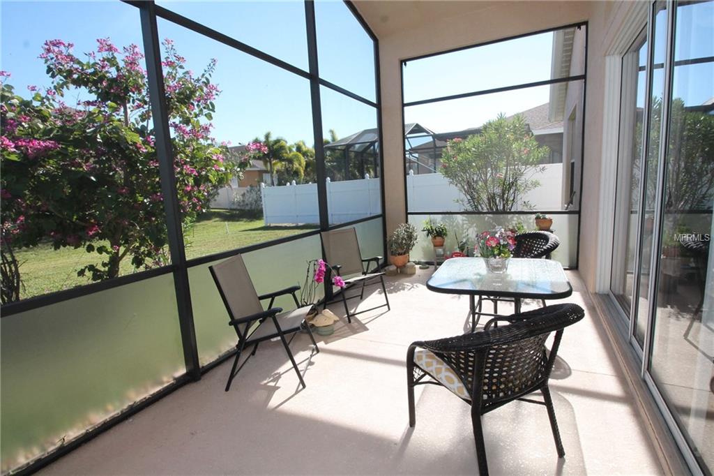 6607 38TH STREET E, SARASOTA, Florida 34243, 3 Bedrooms Bedrooms, 8 Rooms Rooms,2 BathroomsBathrooms,Residential,For sale,38TH,A4205540