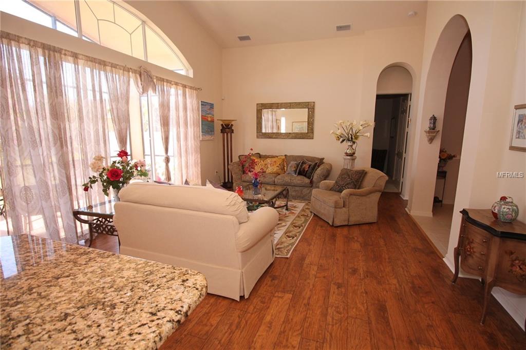 6607 38TH STREET E, SARASOTA, Florida 34243, 3 Bedrooms Bedrooms, 8 Rooms Rooms,2 BathroomsBathrooms,Residential,For sale,38TH,A4205540