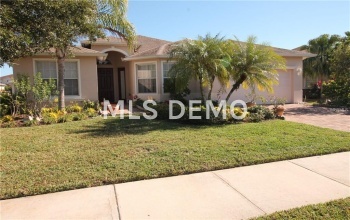 6607 38TH STREET E, SARASOTA, Florida 34243, 3 Bedrooms Bedrooms, 8 Rooms Rooms,2 BathroomsBathrooms,Residential,For sale,38TH,A4205540