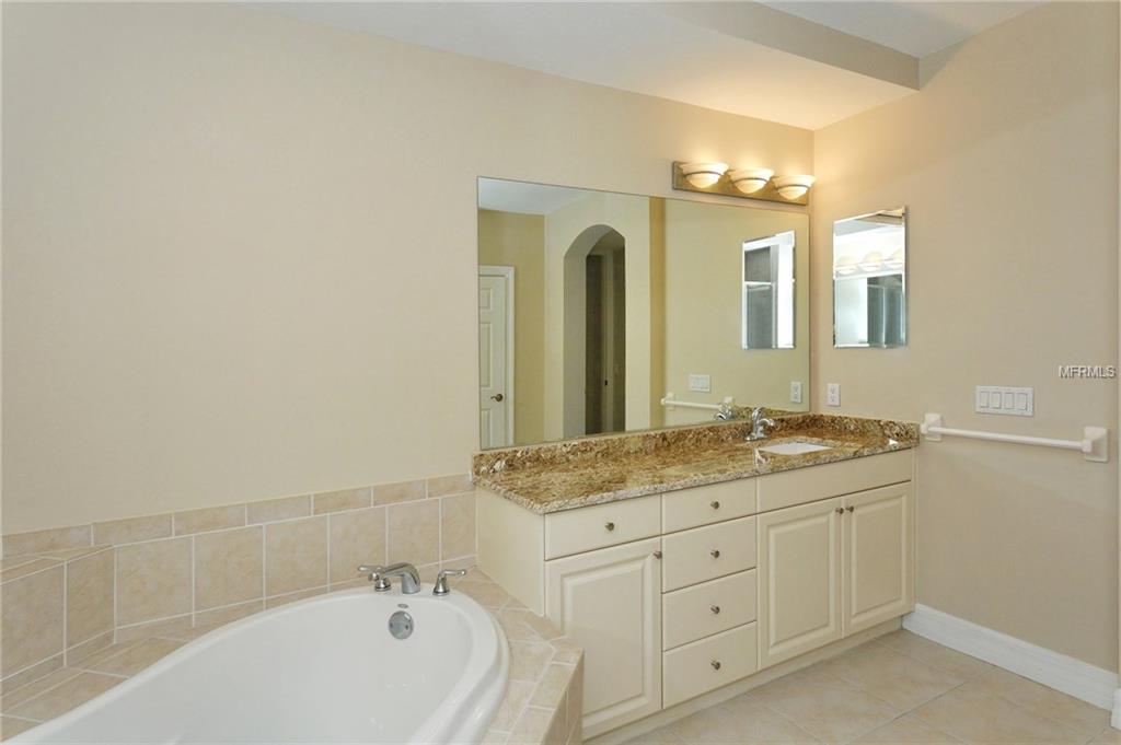 1921 MONTE CARLO DRIVE, SARASOTA, Florida 34231, 2 Bedrooms Bedrooms, 6 Rooms Rooms,2 BathroomsBathrooms,Residential,For sale,MONTE CARLO,A4206776