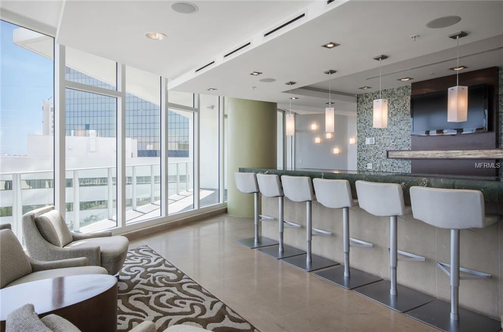 145 2ND AVENUE S, ST PETERSBURG, Florida 33701, 1 Bedroom Bedrooms, 3 Rooms Rooms,1 BathroomBathrooms,Residential,For sale,2ND,U7845327