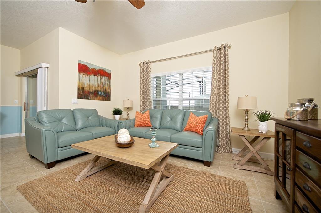 4796 CLOCK TOWER DRIVE, KISSIMMEE, Florida 34746, 4 Bedrooms Bedrooms, 6 Rooms Rooms,3 BathroomsBathrooms,Residential,For sale,CLOCK TOWER,O5559627