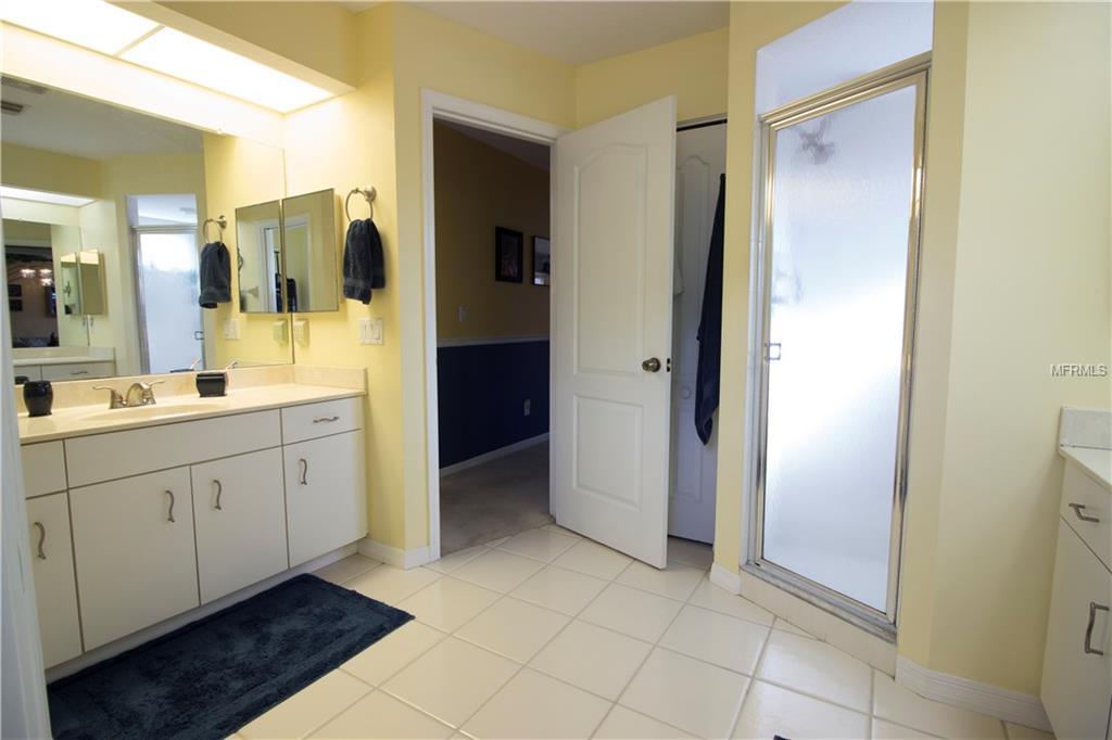 432 LAKE OF THE WOODS DRIVE, VENICE, Florida 34293, 3 Bedrooms Bedrooms, 7 Rooms Rooms,2 BathroomsBathrooms,Residential,For sale,LAKE OF THE WOODS,N5916330