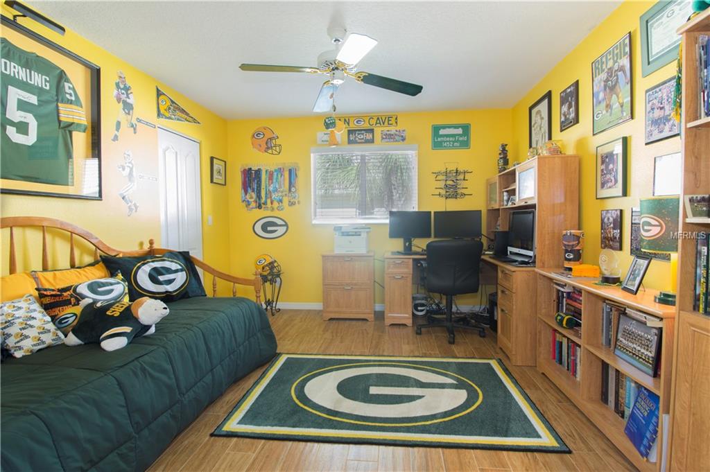 432 LAKE OF THE WOODS DRIVE, VENICE, Florida 34293, 3 Bedrooms Bedrooms, 7 Rooms Rooms,2 BathroomsBathrooms,Residential,For sale,LAKE OF THE WOODS,N5916330