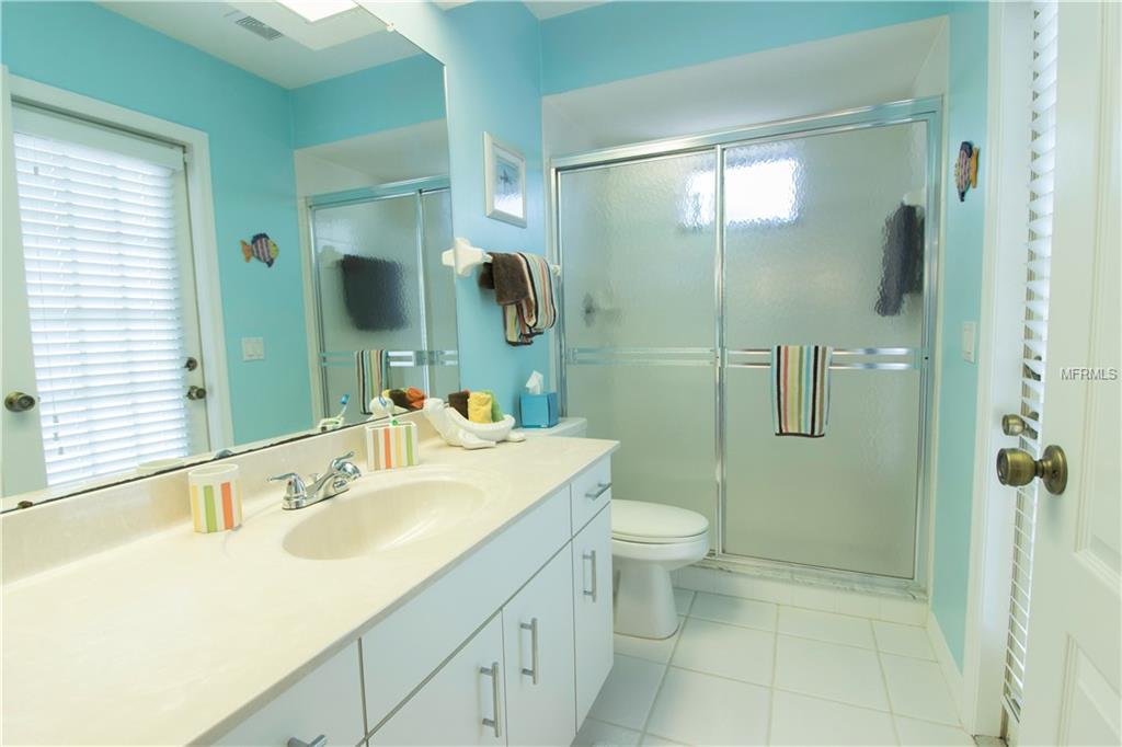 432 LAKE OF THE WOODS DRIVE, VENICE, Florida 34293, 3 Bedrooms Bedrooms, 7 Rooms Rooms,2 BathroomsBathrooms,Residential,For sale,LAKE OF THE WOODS,N5916330