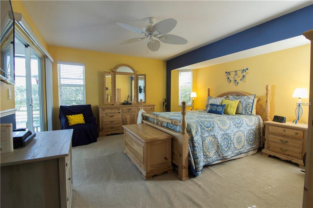 432 LAKE OF THE WOODS DRIVE, VENICE, Florida 34293, 3 Bedrooms Bedrooms, 7 Rooms Rooms,2 BathroomsBathrooms,Residential,For sale,LAKE OF THE WOODS,N5916330