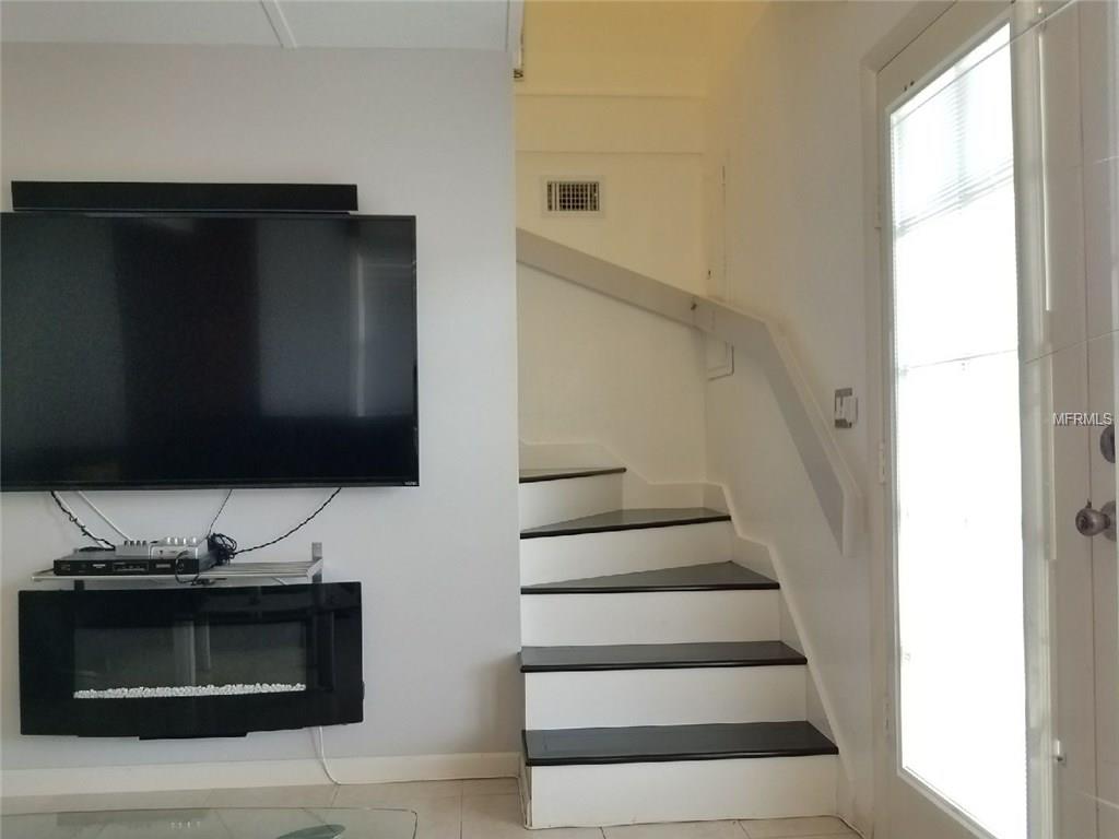 7200 9TH AVENUE N, ST PETERSBURG, Florida 33710, 3 Bedrooms Bedrooms, 7 Rooms Rooms,2 BathroomsBathrooms,Residential,For sale,9TH,T2928227