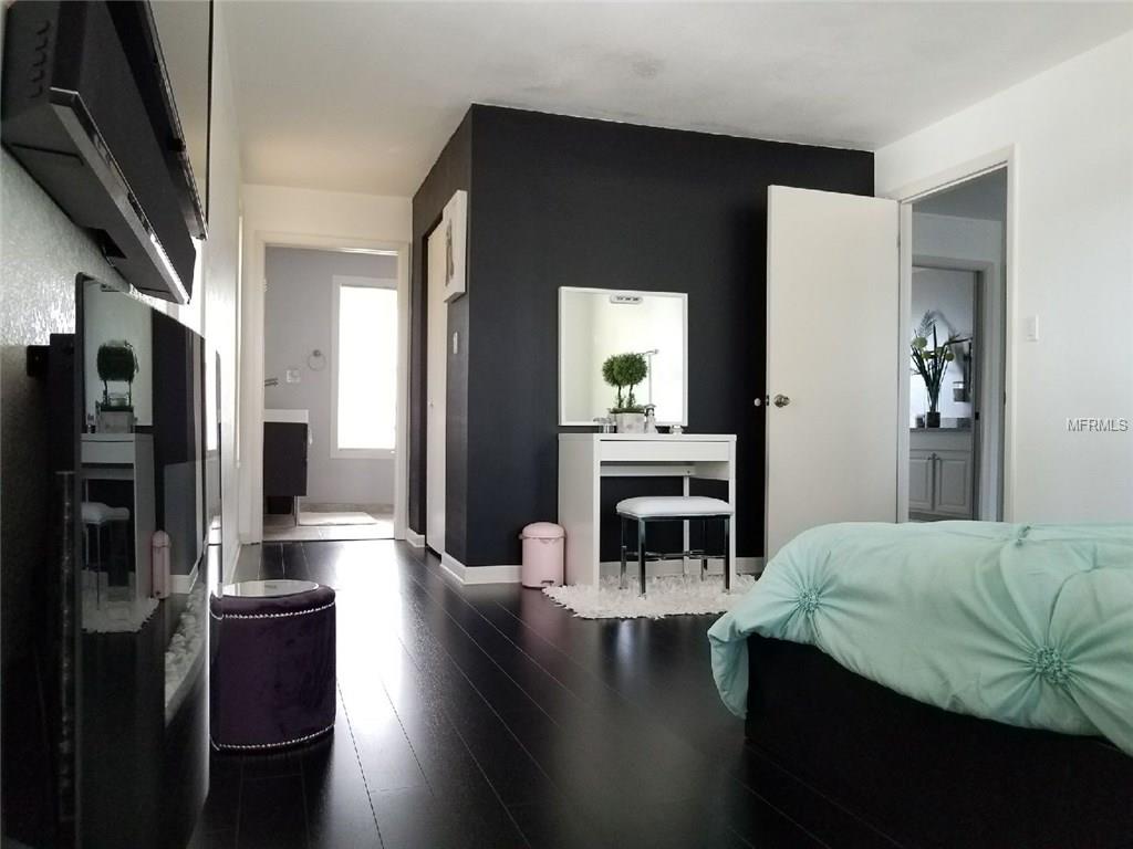 7200 9TH AVENUE N, ST PETERSBURG, Florida 33710, 3 Bedrooms Bedrooms, 7 Rooms Rooms,2 BathroomsBathrooms,Residential,For sale,9TH,T2928227