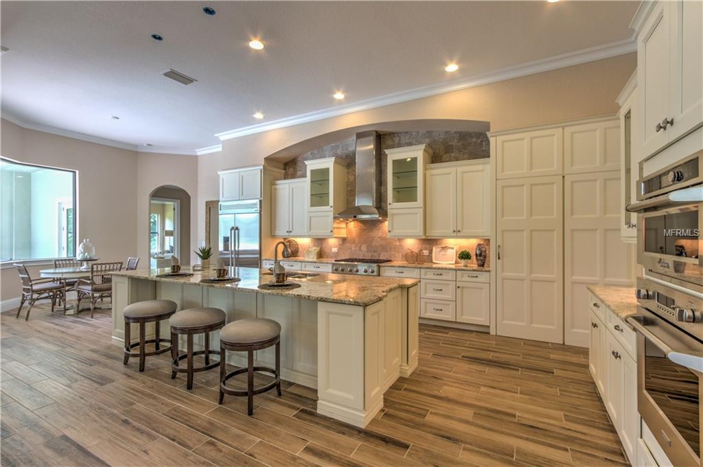 42 OSPREY POINT DRIVE, OSPREY, Florida 34229, 3 Bedrooms Bedrooms, 6 Rooms Rooms,3 BathroomsBathrooms,Residential,For sale,OSPREY POINT,N5911141