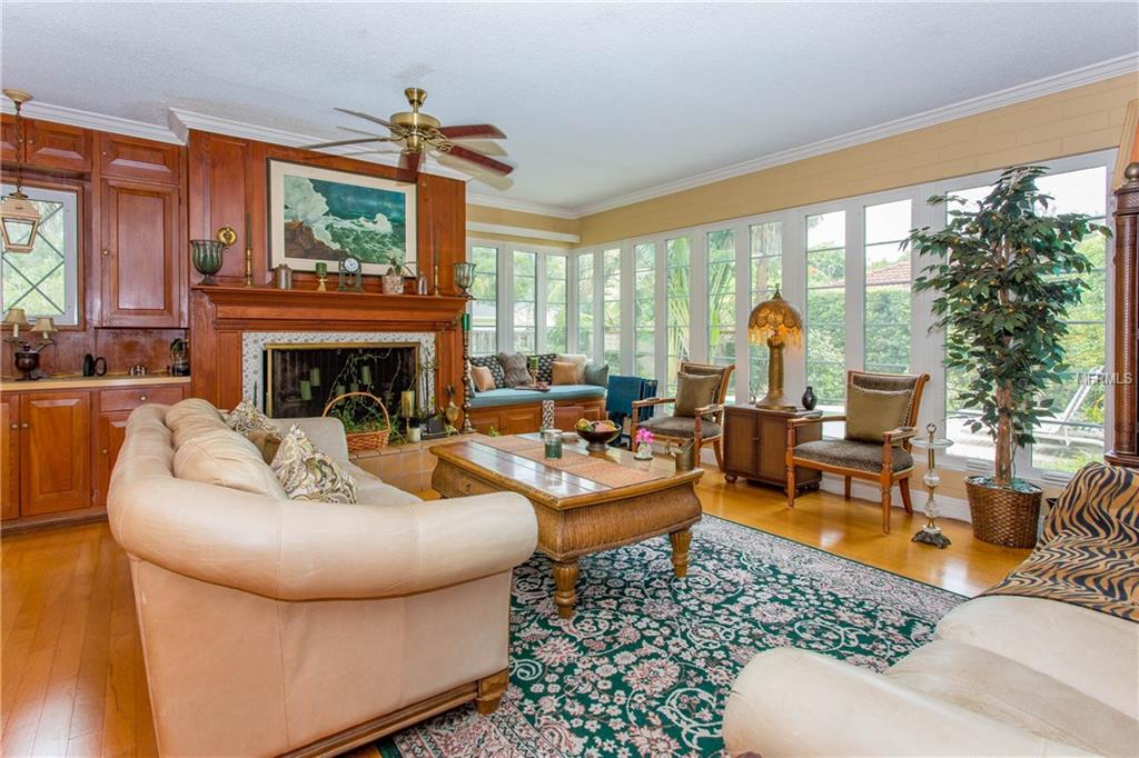 1245 NOTTINGHAM STREET, ORLANDO, Florida 32803, 3 Bedrooms Bedrooms, 8 Rooms Rooms,2 BathroomsBathrooms,Residential,For sale,NOTTINGHAM,O5518603