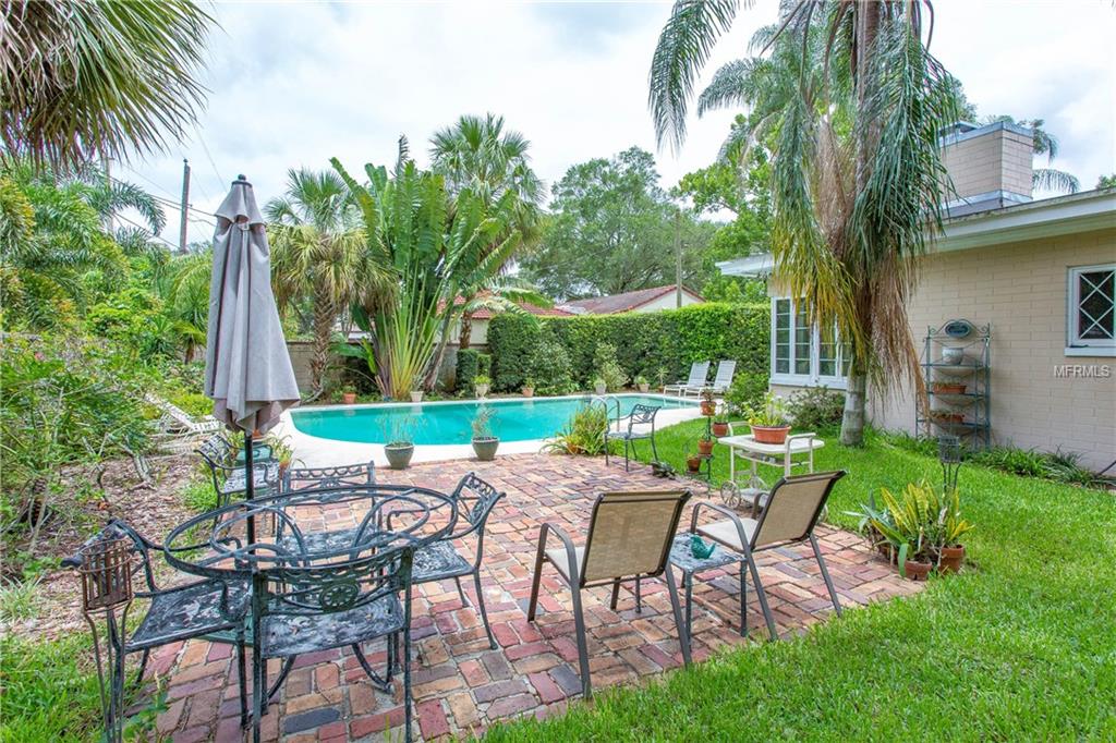 1245 NOTTINGHAM STREET, ORLANDO, Florida 32803, 3 Bedrooms Bedrooms, 8 Rooms Rooms,2 BathroomsBathrooms,Residential,For sale,NOTTINGHAM,O5518603