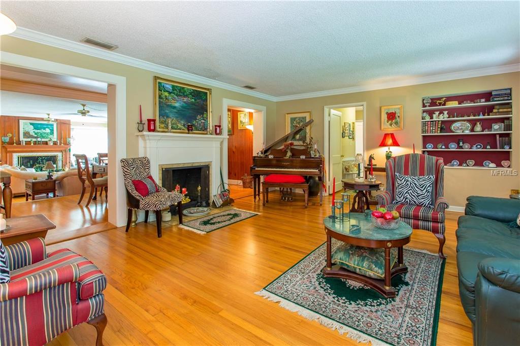 1245 NOTTINGHAM STREET, ORLANDO, Florida 32803, 3 Bedrooms Bedrooms, 8 Rooms Rooms,2 BathroomsBathrooms,Residential,For sale,NOTTINGHAM,O5518603