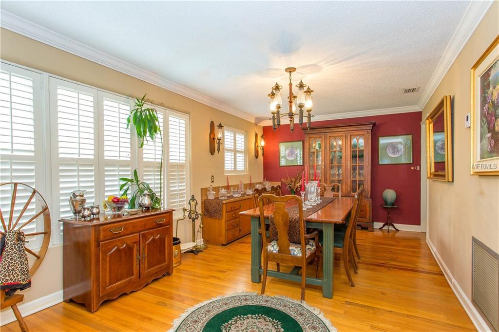 1245 NOTTINGHAM STREET, ORLANDO, Florida 32803, 3 Bedrooms Bedrooms, 8 Rooms Rooms,2 BathroomsBathrooms,Residential,For sale,NOTTINGHAM,O5518603