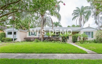 1245 NOTTINGHAM STREET, ORLANDO, Florida 32803, 3 Bedrooms Bedrooms, 8 Rooms Rooms,2 BathroomsBathrooms,Residential,For sale,NOTTINGHAM,O5518603